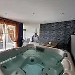 Hébergement de vacances Hortensia, Famille Et Amis Fontenay-le-Comte