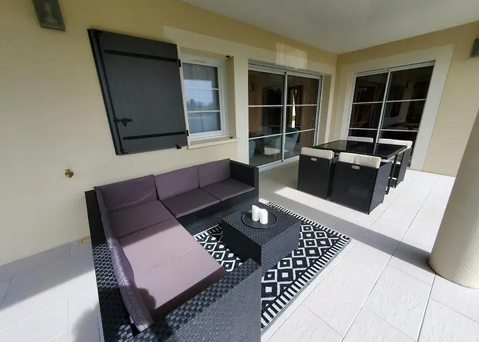 Hébergement de vacances Hortensia, Famille Et Amis *