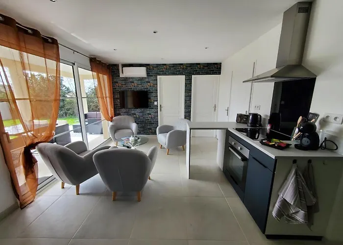 Hortensia, Famille Et Amis Nyaraló